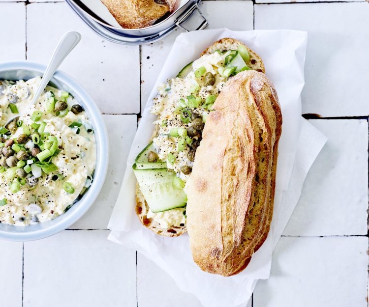 Broodje eiersalade Broodje eiersalade